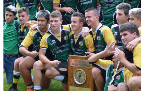Et un trophée de plus pour les cadets du XV des Gaves