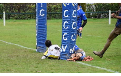 TEMPS EXECRABLE , DOUCHE FROIDE  Juniors Balandrade  XV des Gaves 7 FC Oloron 28 